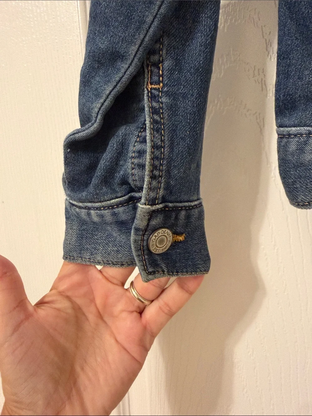 GAP Kids Girls Stretch Denim Jean Jacket Size S 6-7 Blue Like New